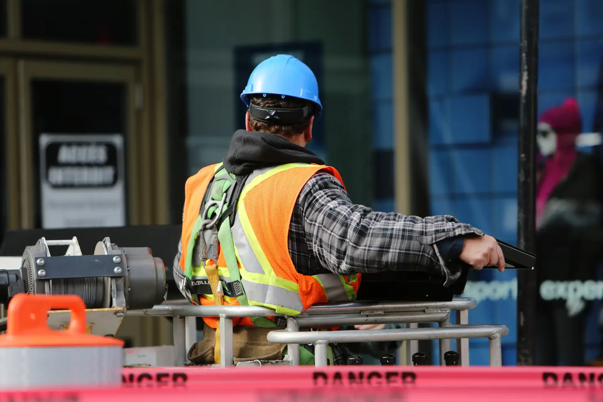 How to Win Big in the Construction Industry